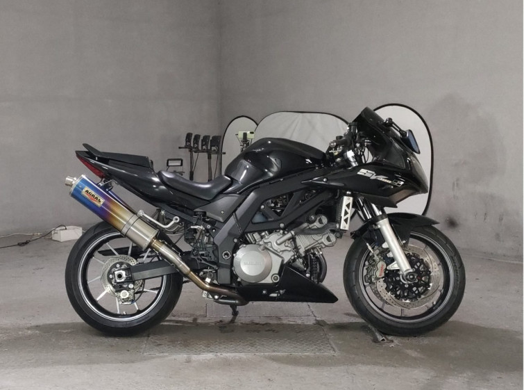 Мотоцикл Suzuki SV1000S з пробігом 42884 km
