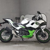 Мотоцикл Kawasaki NINJA7HYBRID з пробігом 106 km