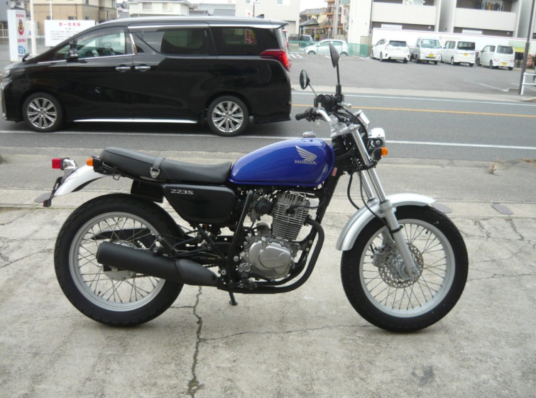 Мотоцикл Honda CB223S з пробігом 33210 km