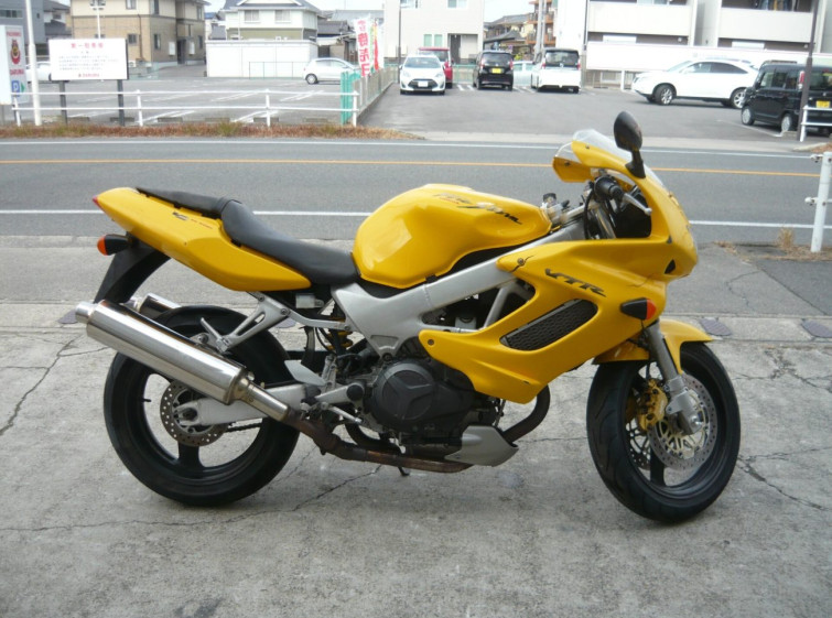 Мотоцикл Honda VTR1000F з пробігом 26792 km