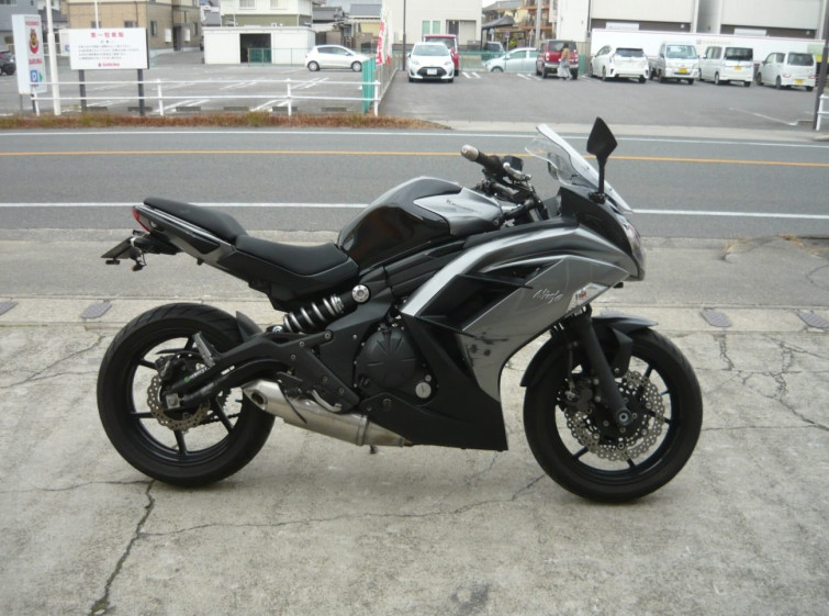 Мотоцикл Kawasaki NINJA400 з пробігом 21481 km