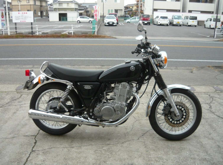Мотоцикл Yamaha SR400 з пробігом 2238 km