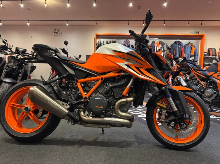 Мотоцикл KTM 1290 SUPERDUKE R