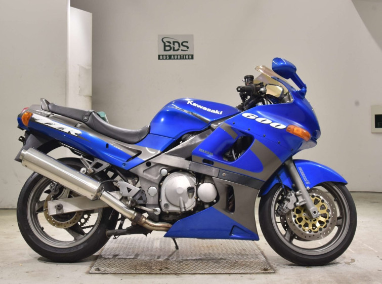 Мотоцикл Kawasaki ZZ-R600 з пробігом 76540 km