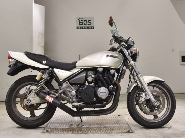Мотоцикл Kawasaki ZEPHYR400 з пробігом 2738 km