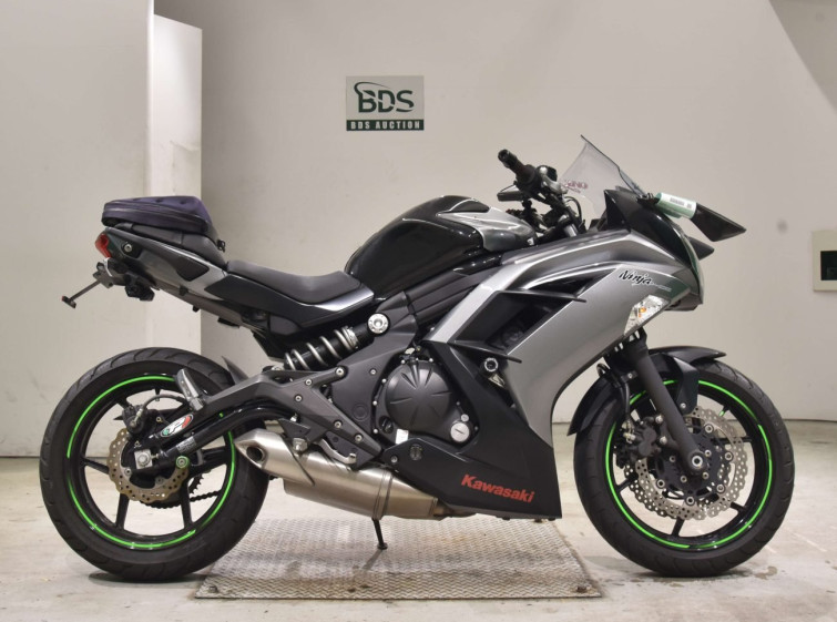 Мотоцикл Kawasaki NINJA400 з пробігом 14322 km