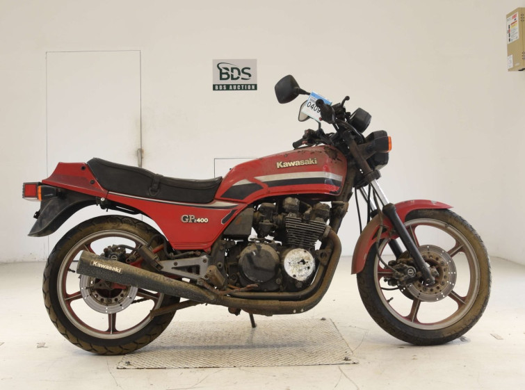 Мотоцикл Kawasaki Z400GP з пробігом 72227 km