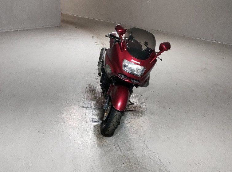 Мотоцикл Kawasaki ZX-11 з пробігом 50634 km