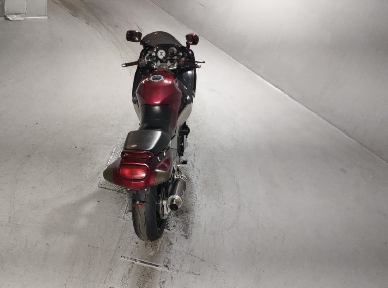 Мотоцикл Kawasaki ZX-11 з пробігом 50634 km