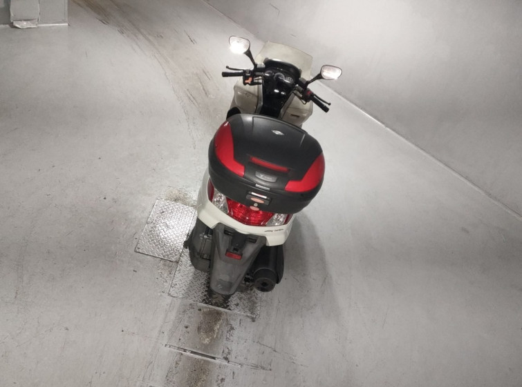 Мотоцикл Yamaha MAJESTY 250 з пробігом 47223 km