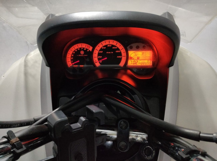 Мотоцикл Yamaha MAJESTY 250 з пробігом 47223 km