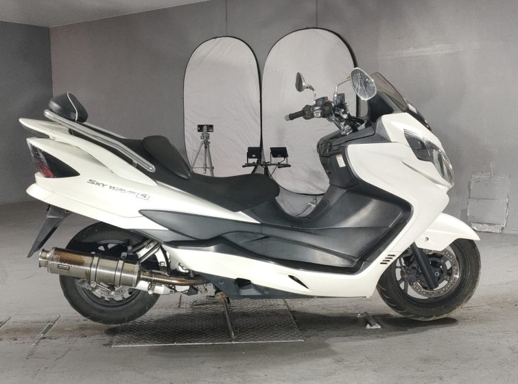 Мотоцикл Suzuki SKYWAVE 250S з пробігом 102022 km