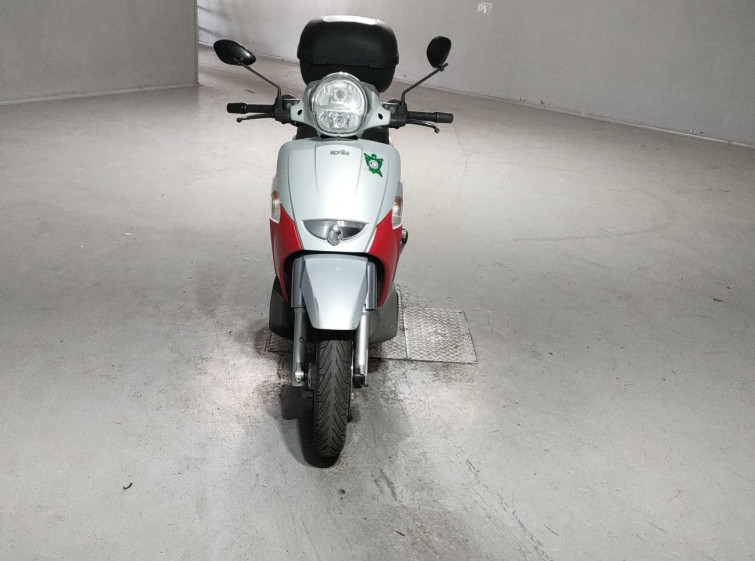 Мотоцикл Aprilia SCARABEO250