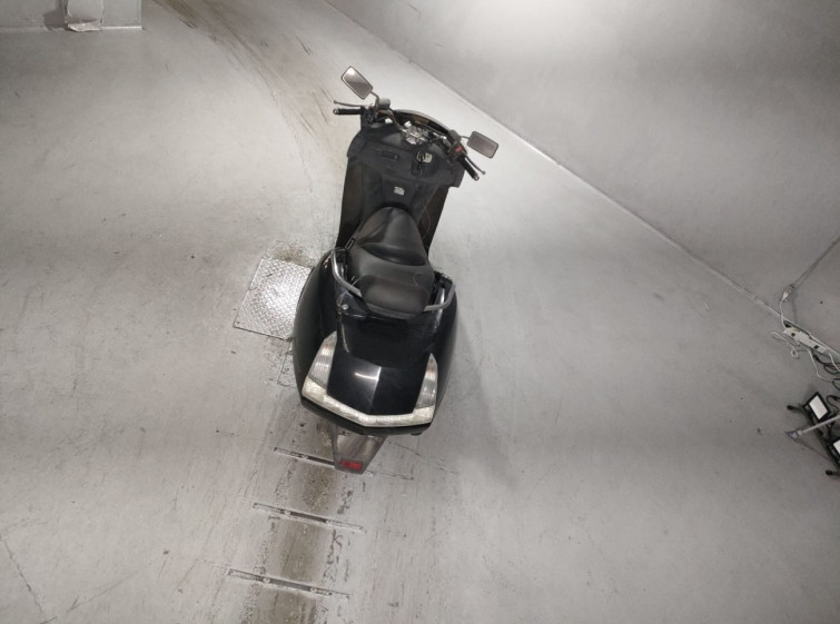 Мотоцикл Yamaha MAXAM250 с пробегом 9775 km