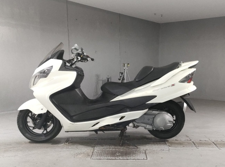 Мотоцикл Suzuki SKYWAVE 250 з пробігом 30200 km