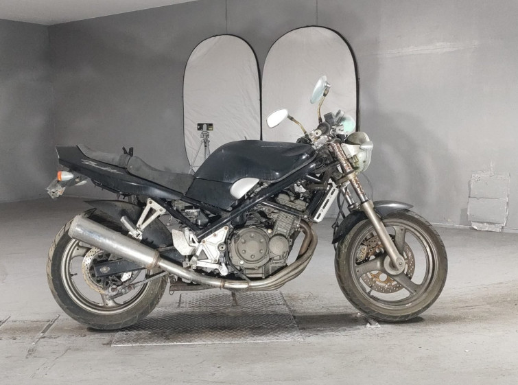 Мотоцикл Suzuki BANDIT250 з пробігом 3830 km