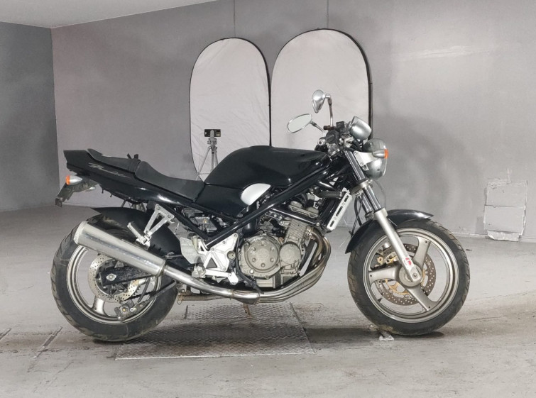 Мотоцикл Suzuki BANDIT250 с пробегом 7102 km
