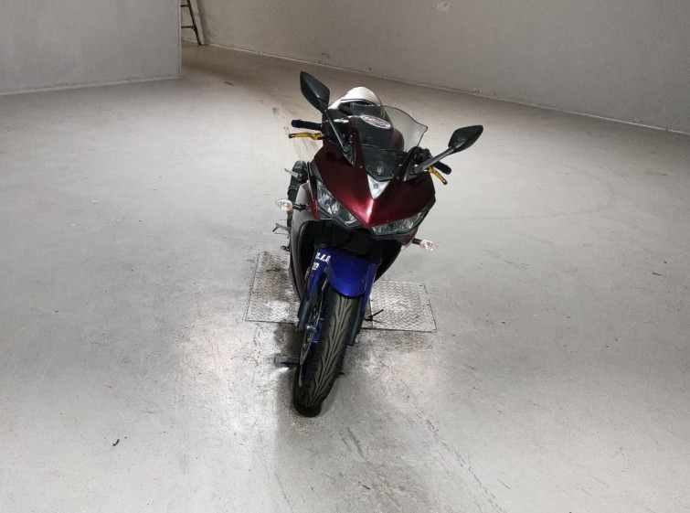 Мотоцикл Yamaha YZF-R25 з пробігом 22354 km