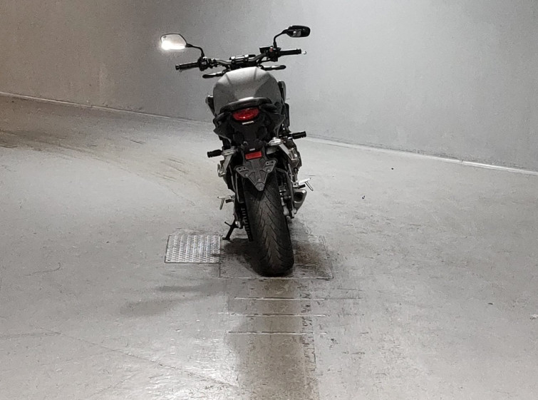 Мотоцикл Honda CB650R з пробігом 14679 km