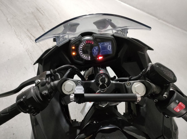 Мотоцикл Kawasaki NINJA400 з пробігом 8261 km