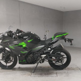 Мотоцикл Kawasaki NINJA400 з пробігом 8261 km