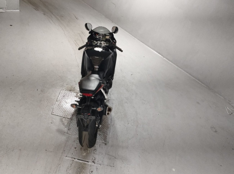 Мотоцикл Honda CBR1000RR с пробегом 31144 km