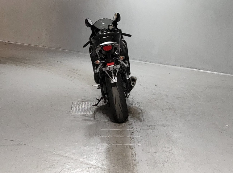 Мотоцикл Honda CBR1000RR с пробегом 31144 km