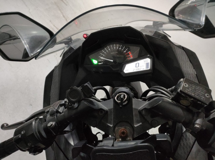 Мотоцикл Kawasaki NINJA250 з пробігом 21082 km