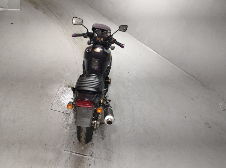 Мотоцикл Kawasaki ZRX1100 з пробігом 8988 km