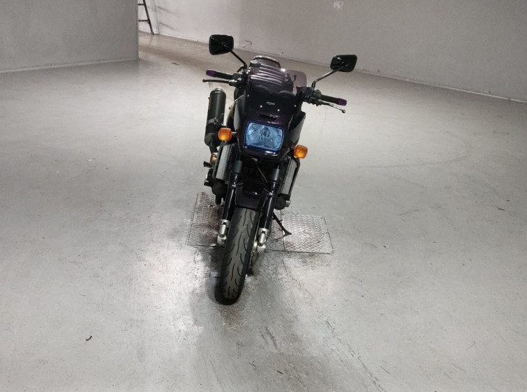 Мотоцикл Kawasaki ZRX1100 з пробігом 8988 km