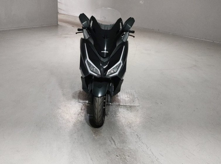 Мотоцикл Honda FORZA з пробігом 7283 km