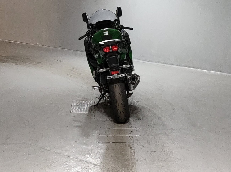 Мотоцикл Kawasaki NINJA H2 SX з пробігом 12371 km