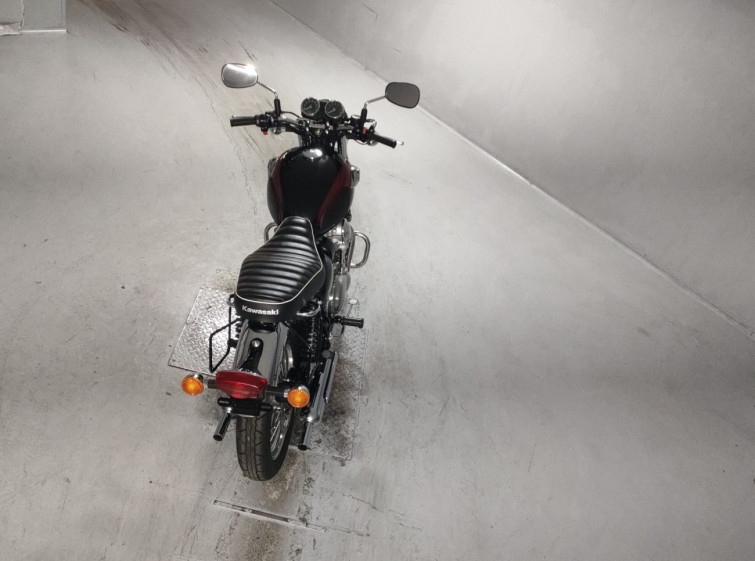 Мотоцикл Kawasaki W800 з пробігом 3767 km