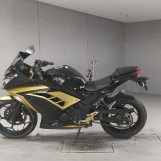 Мотоцикл Kawasaki NINJA250 с пробегом 9999 km