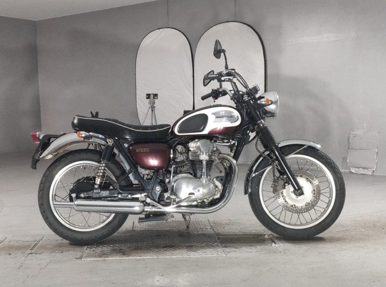 Мотоцикл Kawasaki W650 з пробігом 31971 km
