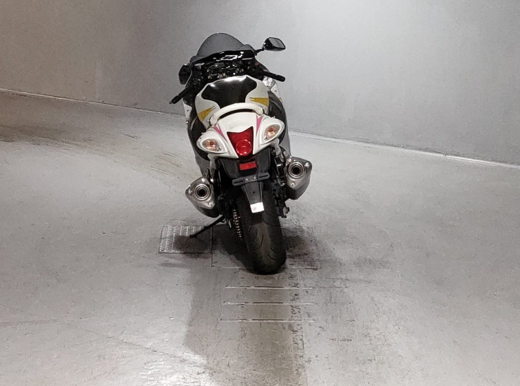 Мотоцикл Suzuki GSX1300R HAYABUSA с пробегом 74345 km