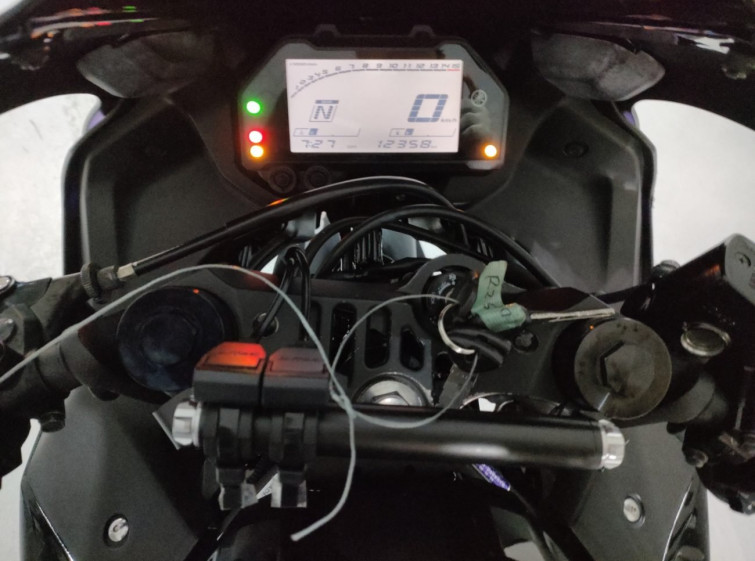 Мотоцикл Yamaha YZF-R25 з пробігом 12358 km