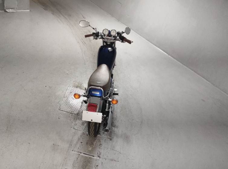 Мотоцикл Yamaha SR400 з пробігом 3835 km