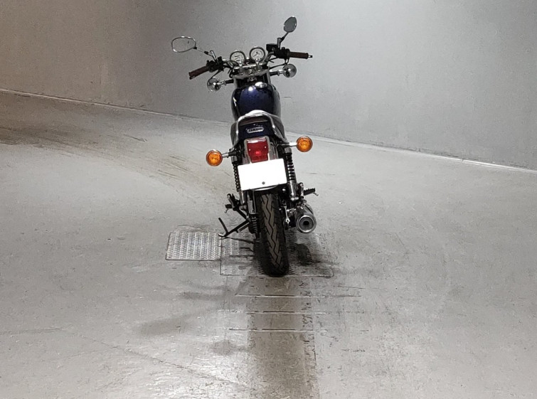 Мотоцикл Yamaha SR400 з пробігом 3835 km