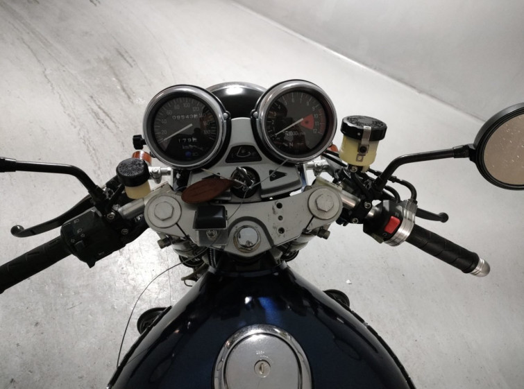 Мотоцикл Kawasaki ZEPHYR1100 з пробігом 9543 km