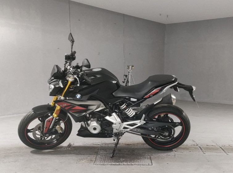 Мотоцикл BMW G310R с пробегом 18712 km
