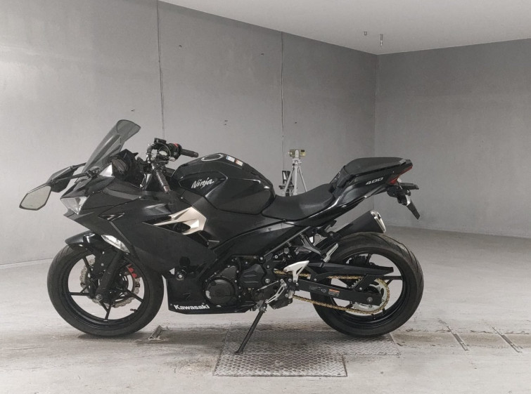 Мотоцикл Kawasaki NINJA400 з пробігом 74457 km
