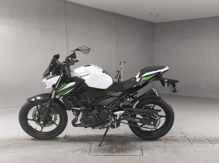 Мотоцикл Kawasaki Z400 з пробігом 6269 km