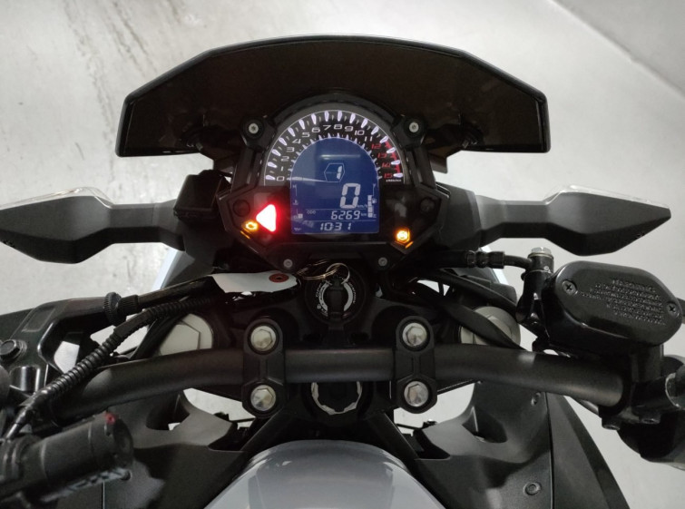 Мотоцикл Kawasaki Z400 з пробігом 6269 km