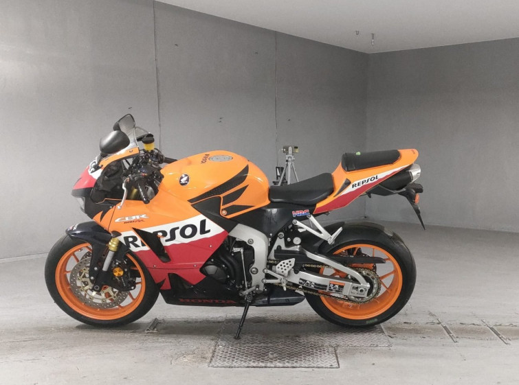 Мотоцикл Honda CBR600RR з пробігом 10927 km