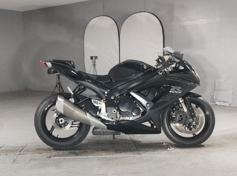 Мотоцикл Suzuki GSX-R600 с пробегом 25247 km