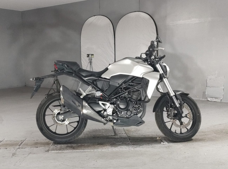 Мотоцикл Honda CB250R з пробігом 9540 km