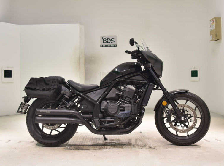 Мотоцикл Honda REBEL CMX1100DCT з пробігом 2438 km