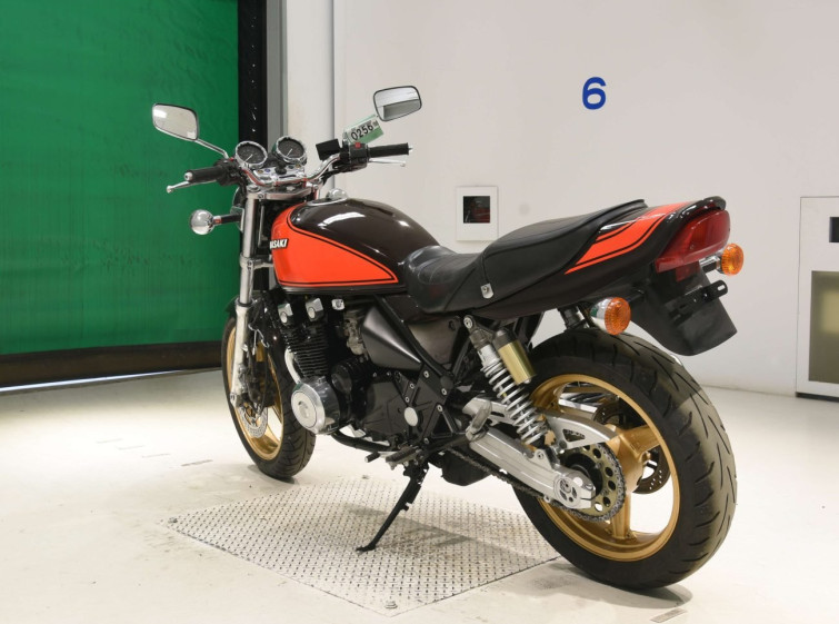 Мотоцикл Kawasaki ZEPHYR400 з пробігом 22655 km