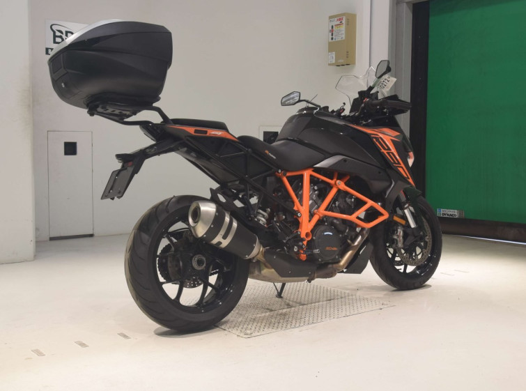 Мотоцикл KTM 1290 SUPERDUKE GT с пробегом 14926 km